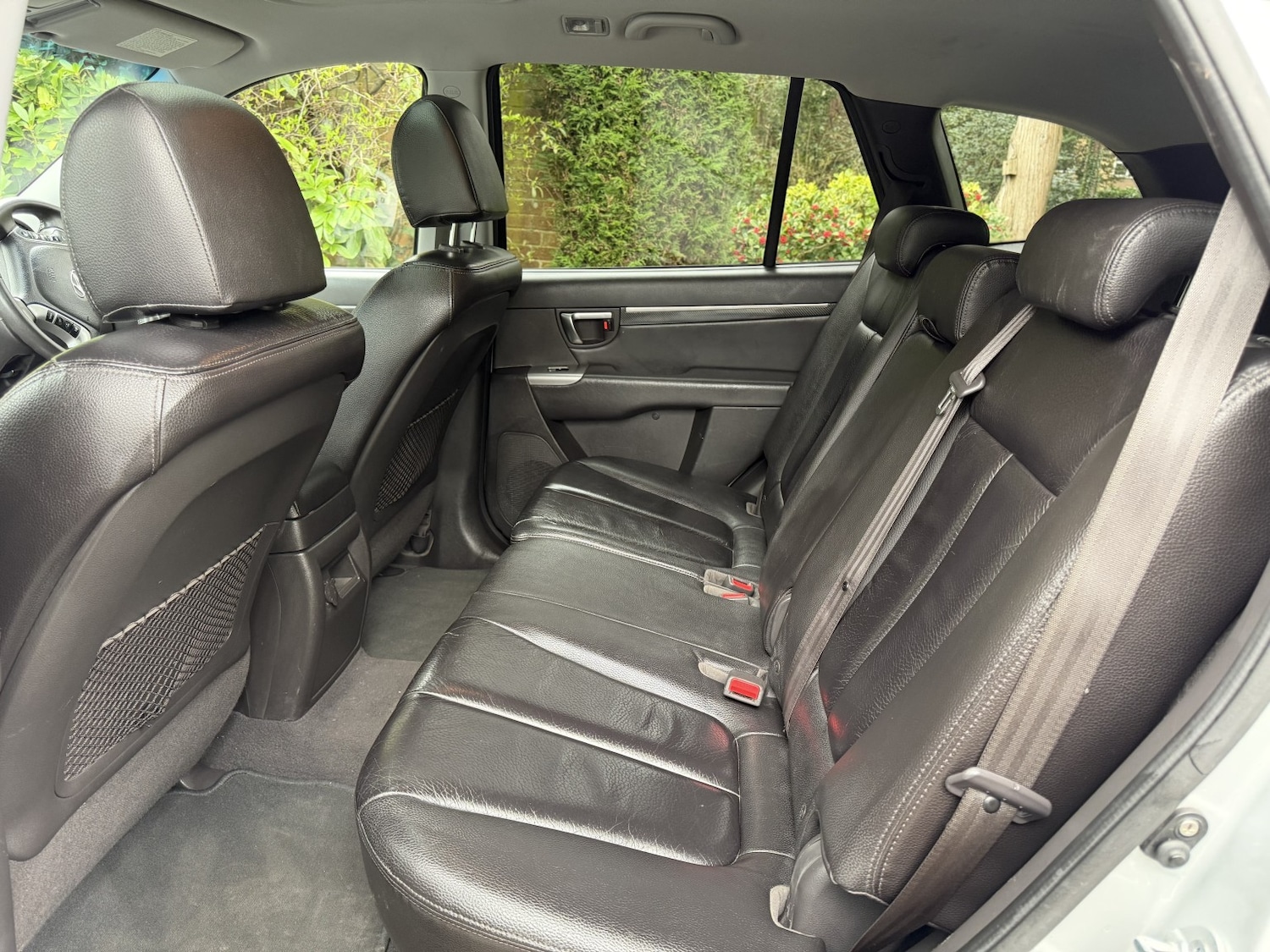 Used Hyundai Santa Fe 2010 for sale - 77921396: Photo 31