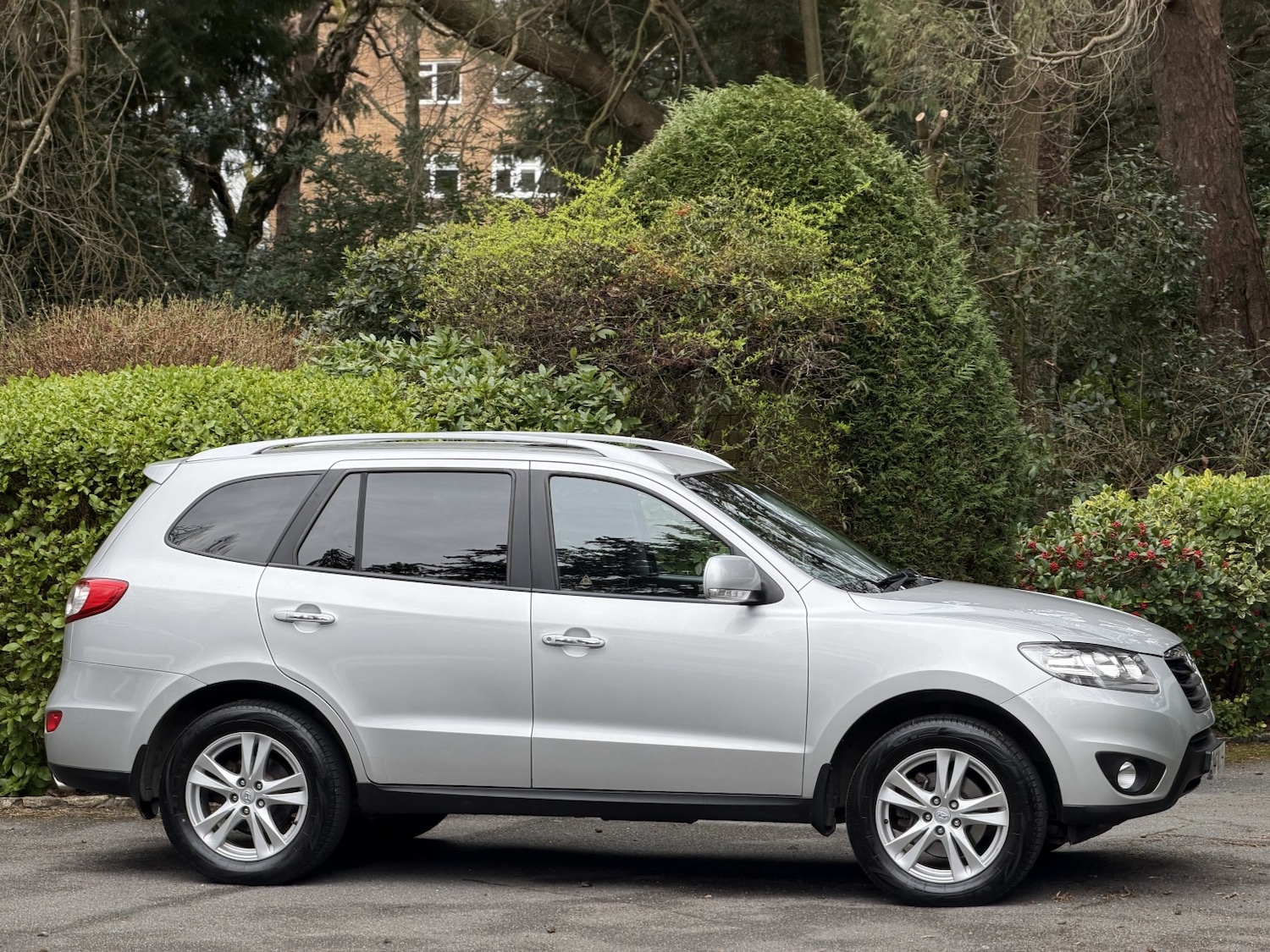 Used Hyundai Santa Fe 2010 for sale - 77921396: Photo 5