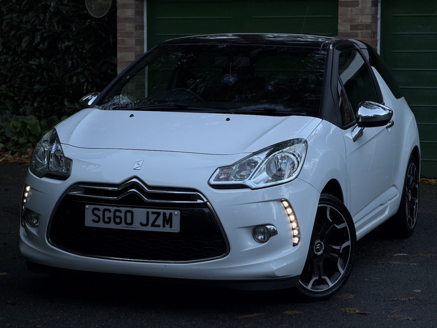 Used Citroen DS3 2011 for sale - 76662740: Photo 8