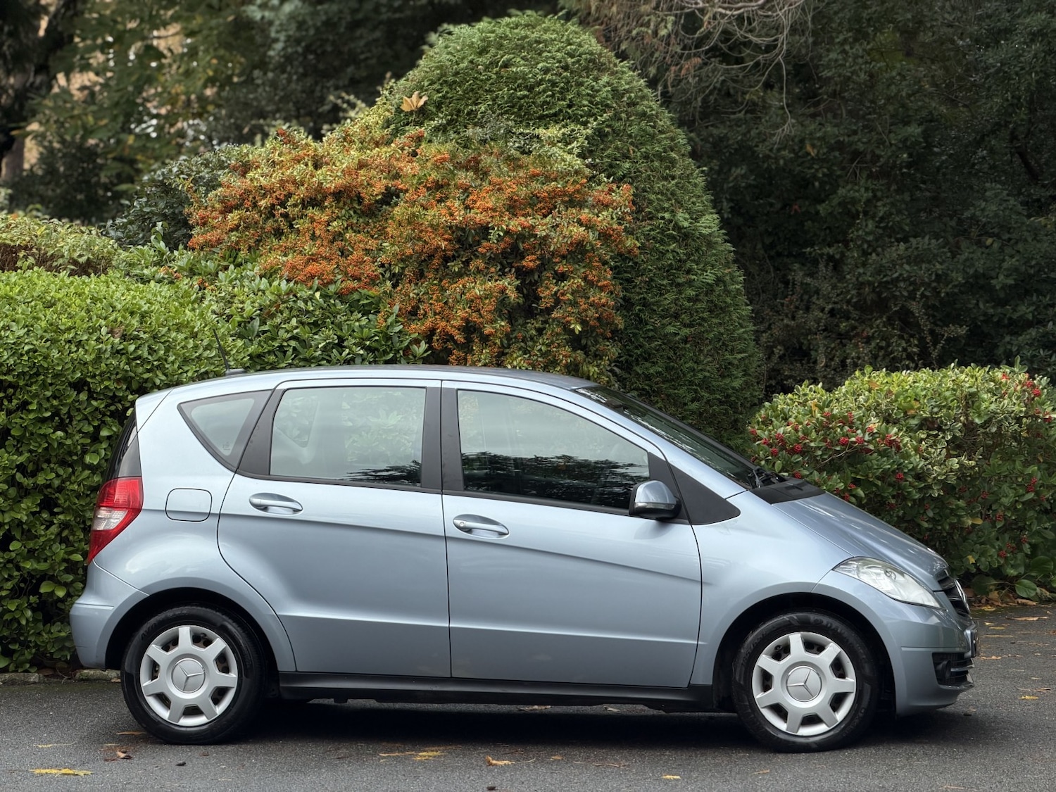 Used Mercedes-Benz A-Class 2009 for sale - 76455484: Photo 2