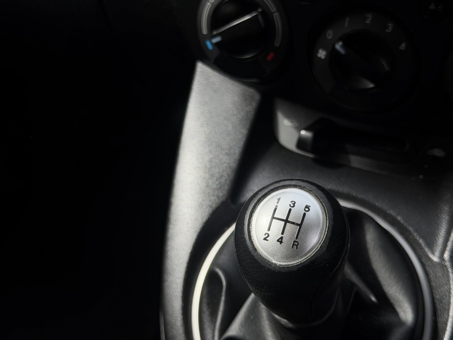 Used Mazda Mazda2 2011 for sale - 78218008: Photo 21