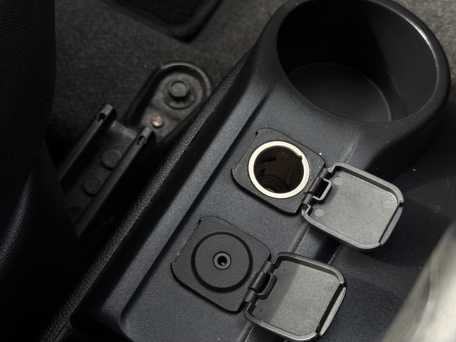 Used Mazda Mazda2 2011 for sale - 78218008: Photo 24