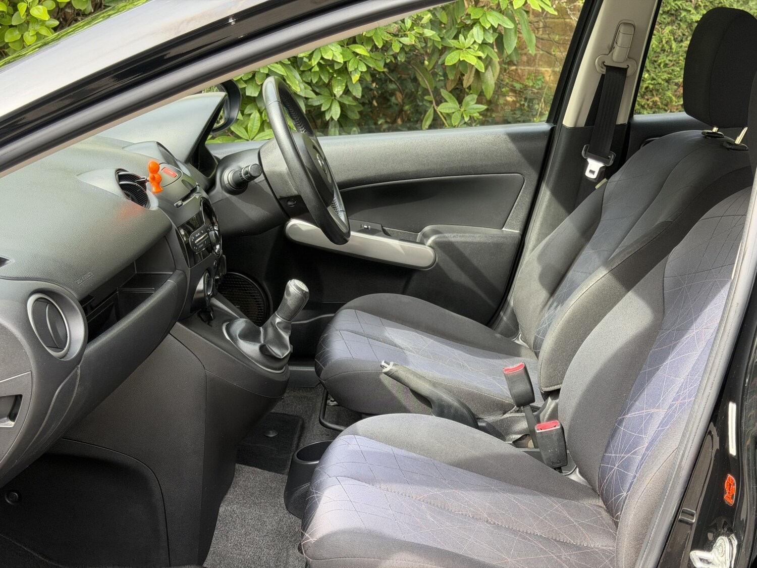 Used Mazda Mazda2 2011 for sale - 78218008: Photo 27