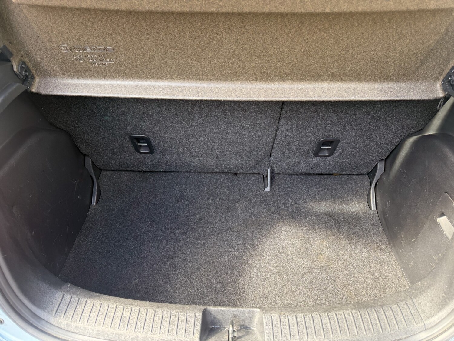 Used Mazda Mazda2 2011 for sale - 78218008: Photo 8