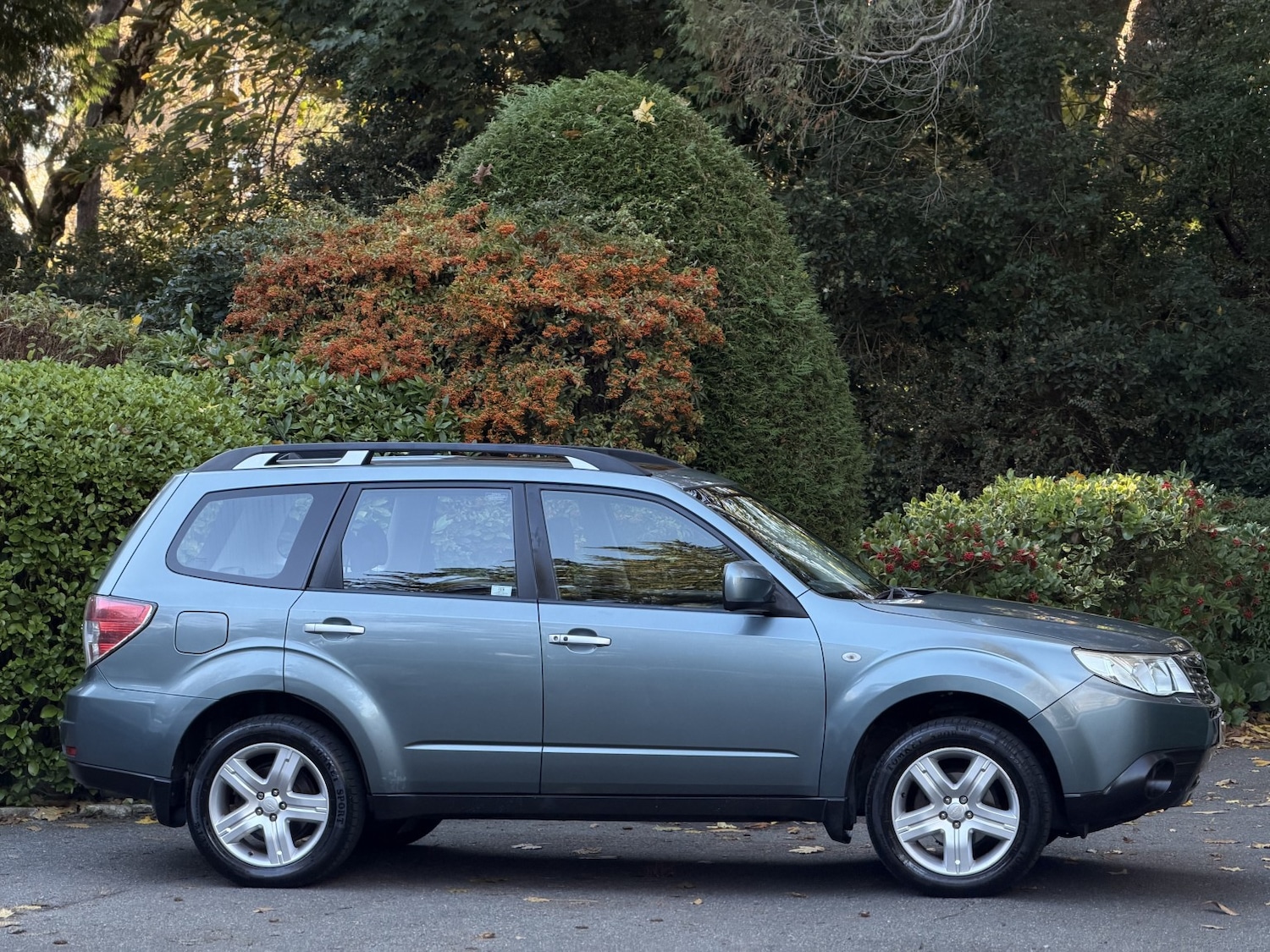 Used Subaru Forester 2010 for sale - 76637413: Photo 2