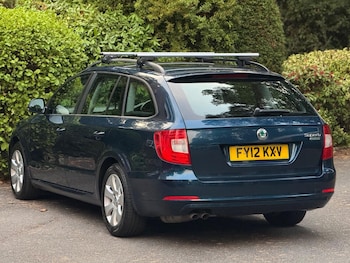 Used Skoda Superb 2012 for sale - 75711563: Photo
