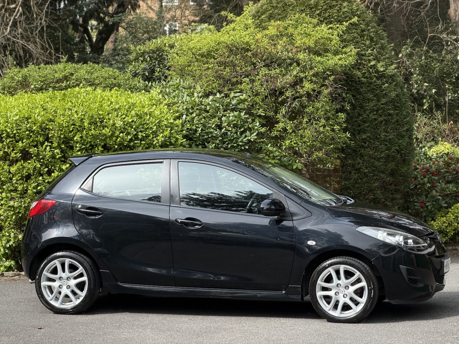 Used Mazda Mazda2 2011 for sale - 78182835: Photo 2