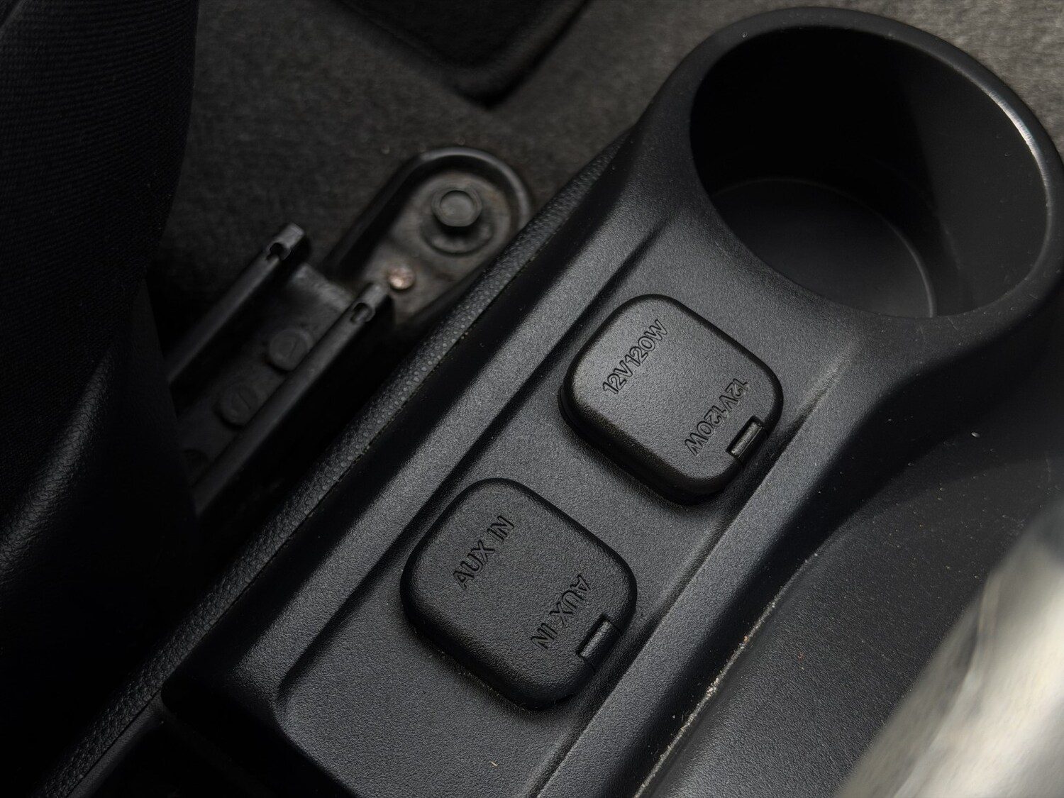 Used Mazda Mazda2 2011 for sale - 78182835: Photo 22