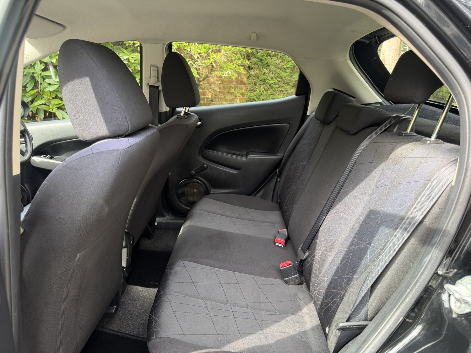 Used Mazda Mazda2 2011 for sale - 78182835: Photo 32