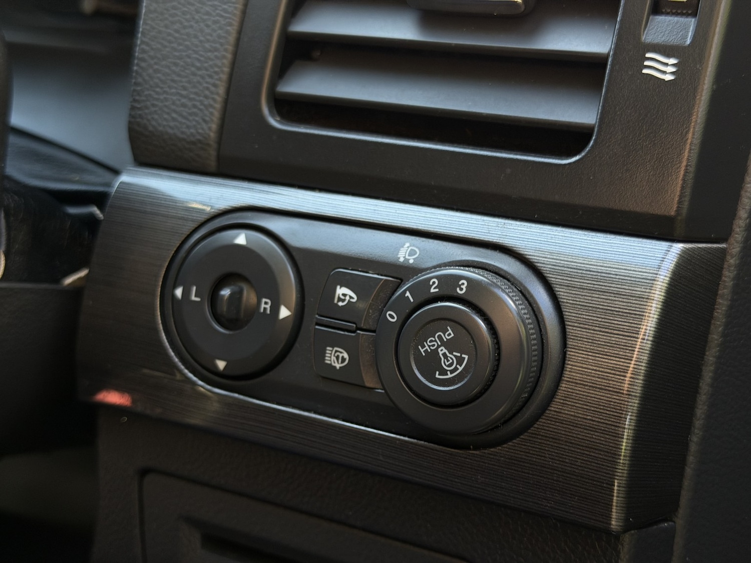 Used Chevrolet Captiva 2011 for sale - 77715047: Photo 30