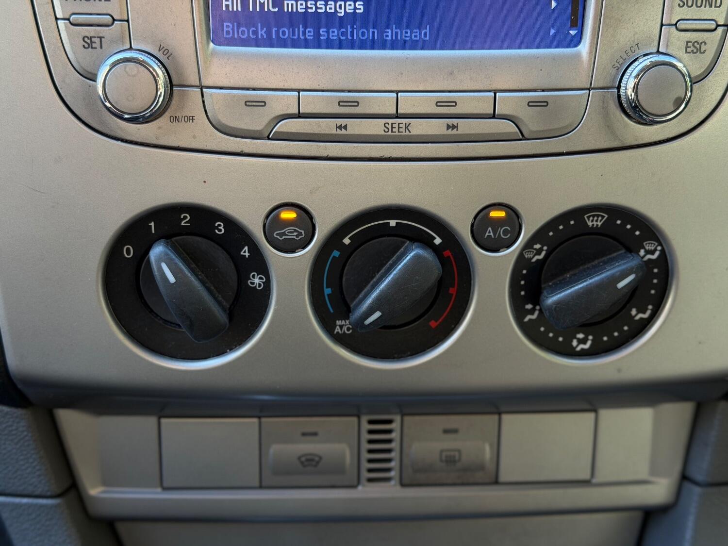 Used Ford Focus 2011 for sale - 76107287: Photo 19