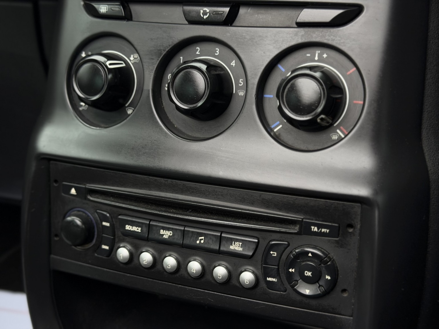 Used DS Automobiles DS 3 2015 for sale - 77483682: Photo 23