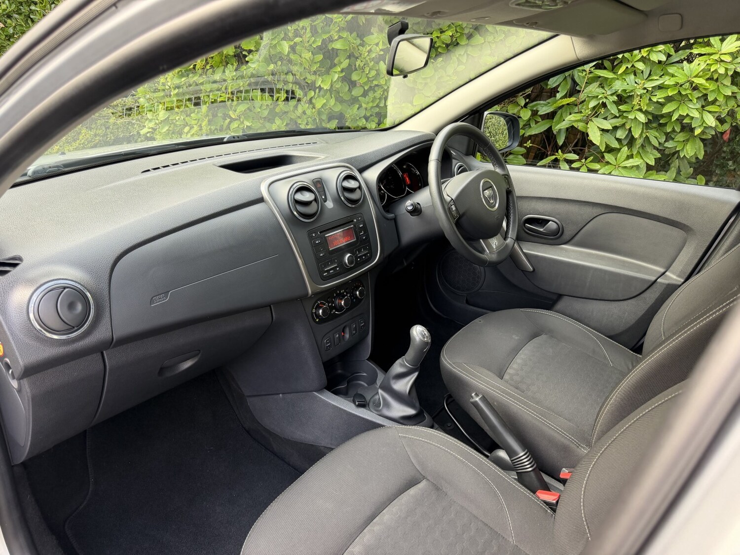 Used Dacia Sandero 2015 for sale - 77501492: Photo 13