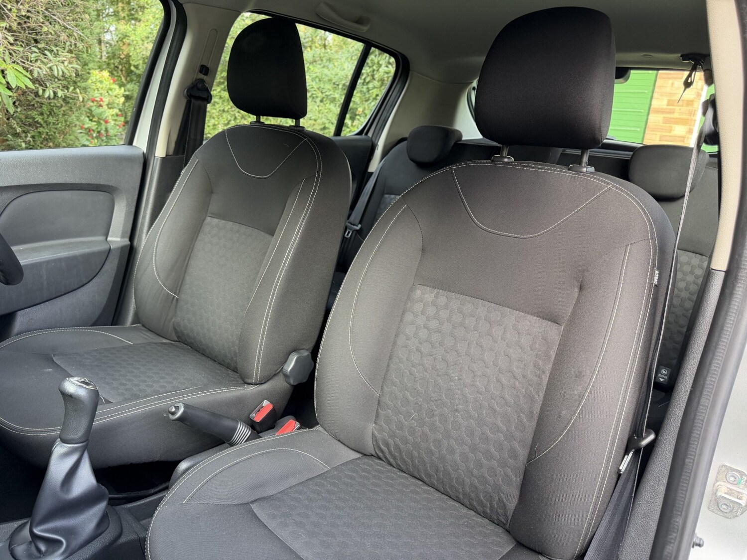 Used Dacia Sandero 2015 for sale - 77501492: Photo 15