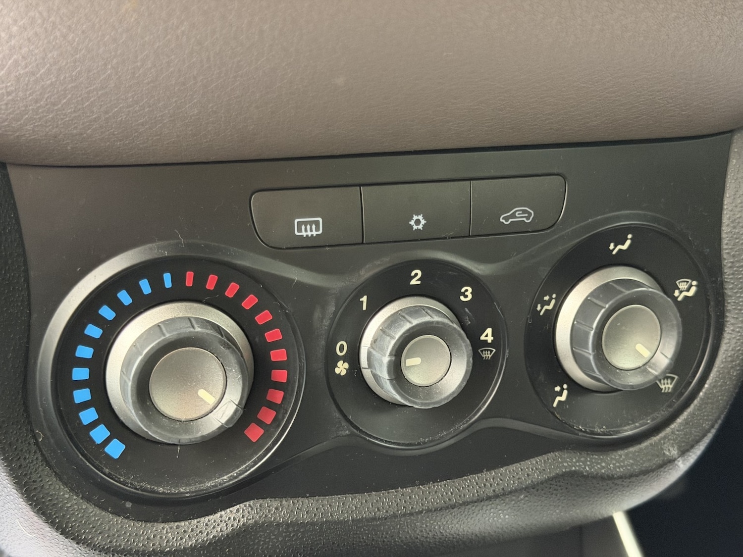 Used Alfa Romeo MiTo 2011 for sale - 76979563: Photo 26