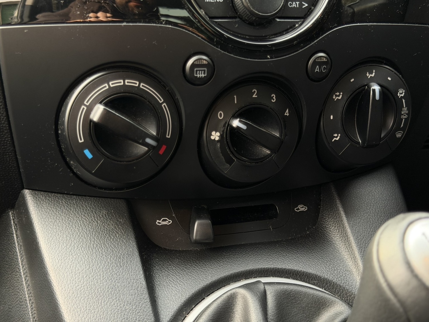 Used Mazda Mazda2 2013 for sale - 77991746: Photo 16