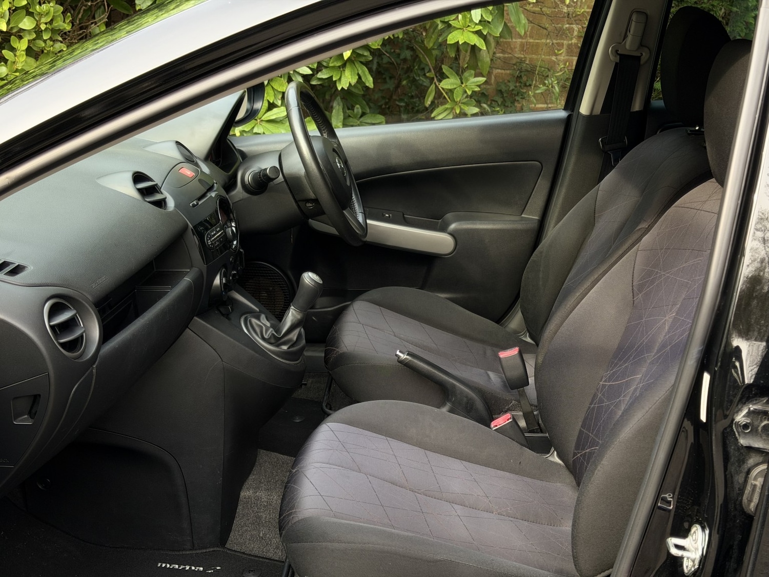 Used Mazda Mazda2 2013 for sale - 77991746: Photo 19