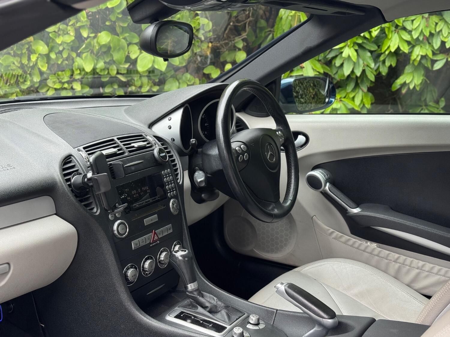 Used Mercedes-Benz SLK 2007 for sale - 77516147: Photo 13