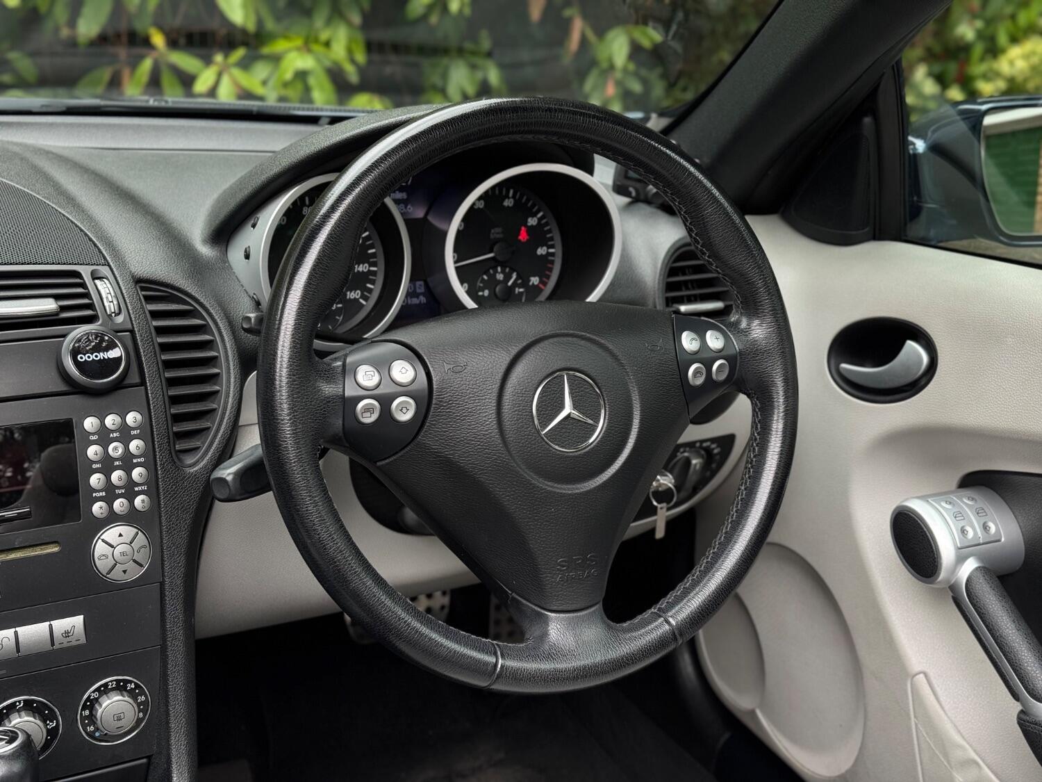 Used Mercedes-Benz SLK 2007 for sale - 77516147: Photo 21