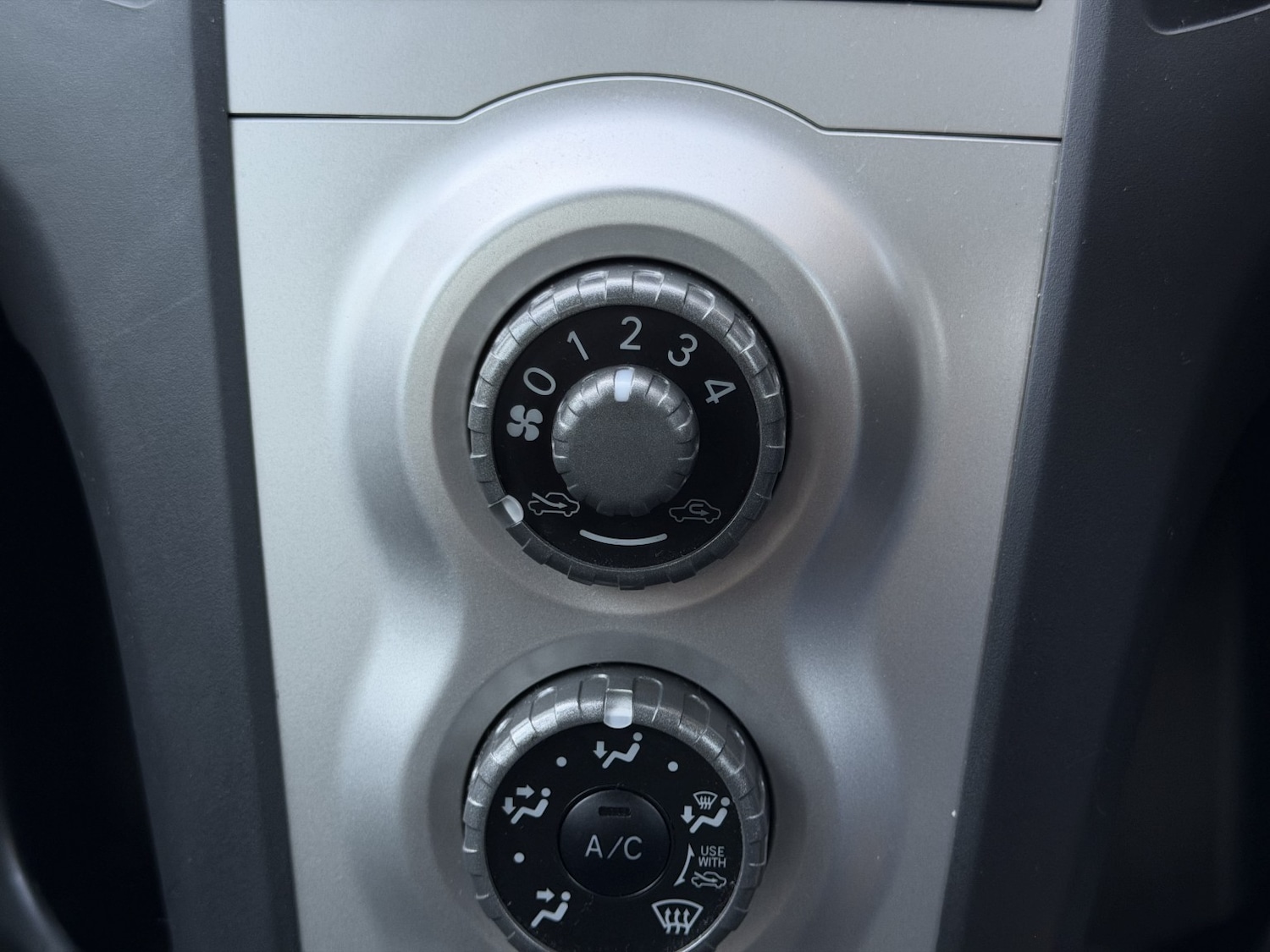 Used Toyota Yaris 2007 for sale - 77073083: Photo 19