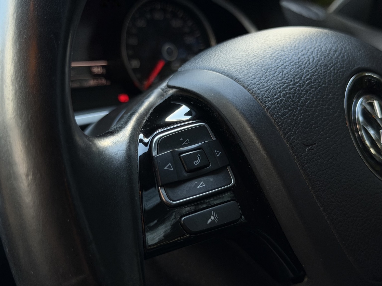 Used Volkswagen Touareg 2011 for sale - 77431390: Photo 29