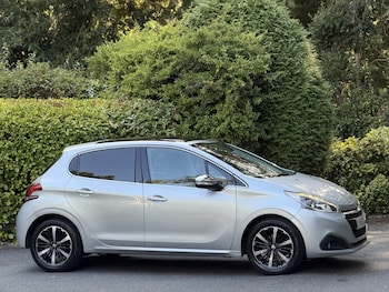 Used Peugeot 208 2016 for sale - 79240244: Photo