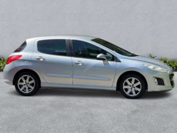 Used Peugeot 308 2012 for sale - 74639879: Photo