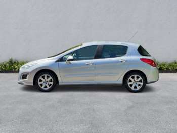 Used Peugeot 308 2012 for sale - 74639879: Photo