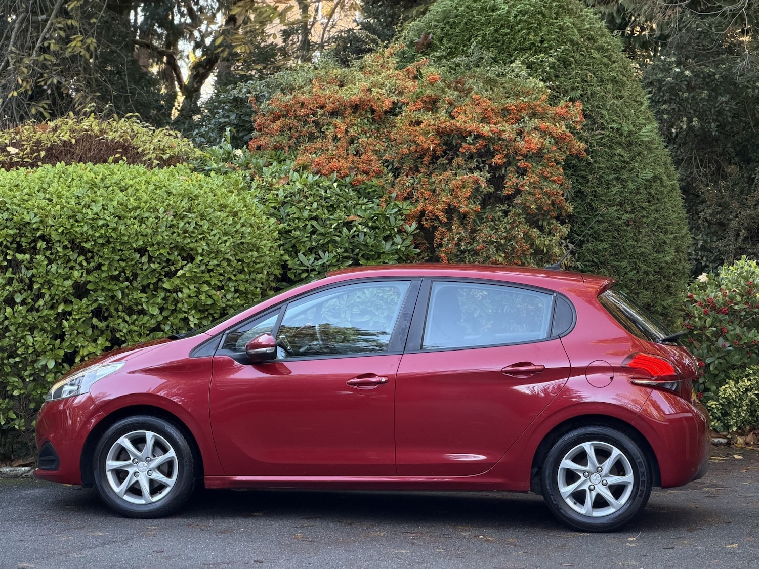 Used Peugeot 208 2016 for sale - 76751793: Photo 10