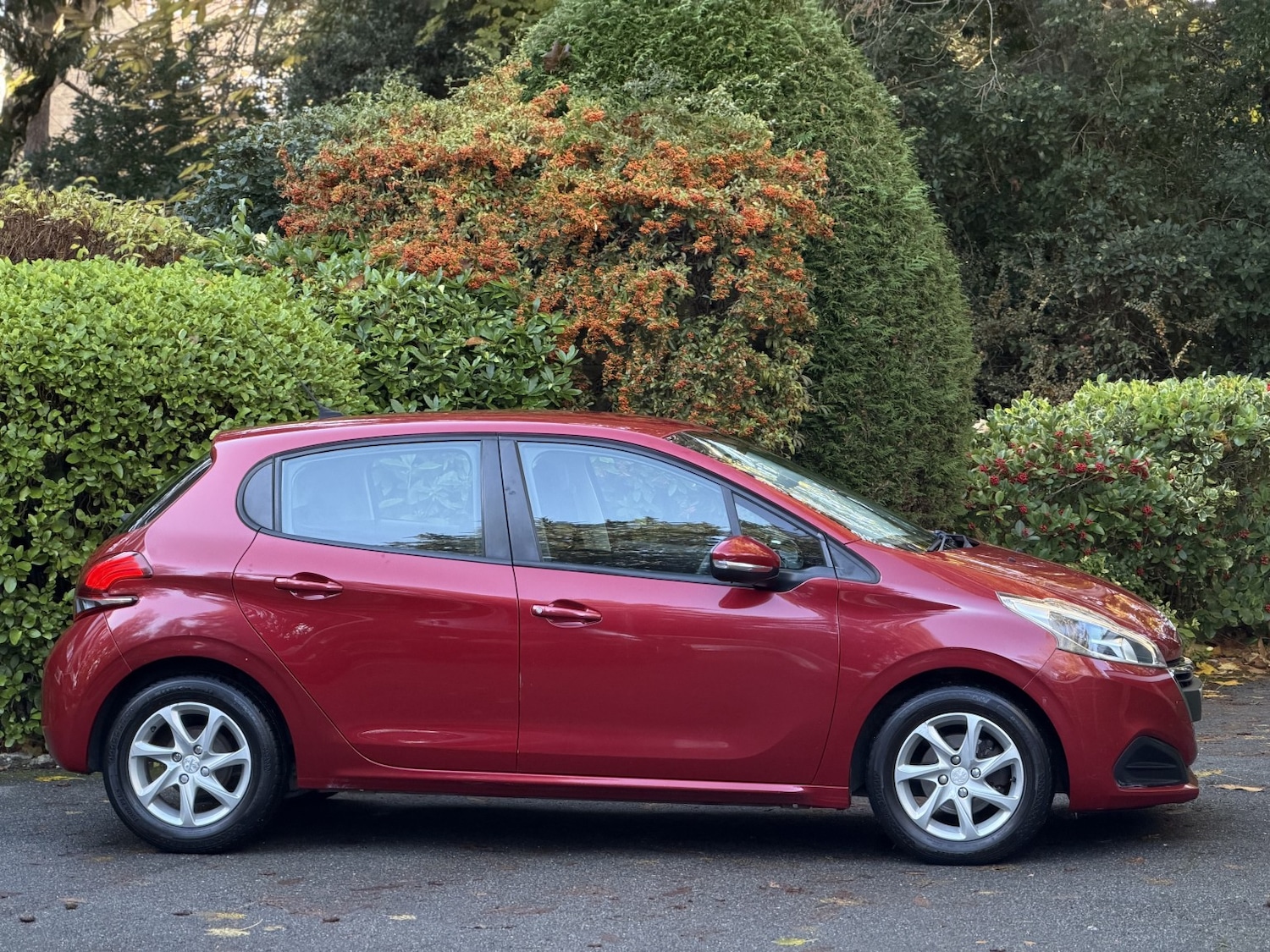 Used Peugeot 208 2016 for sale - 76751793: Photo 2