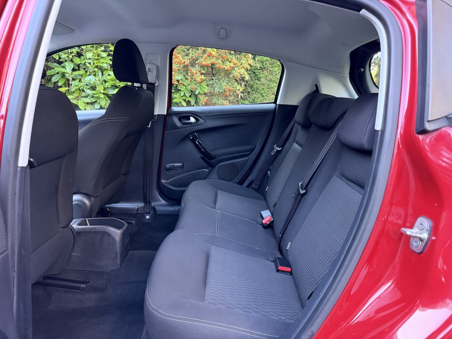 Used Peugeot 208 2016 for sale - 76751793: Photo 20