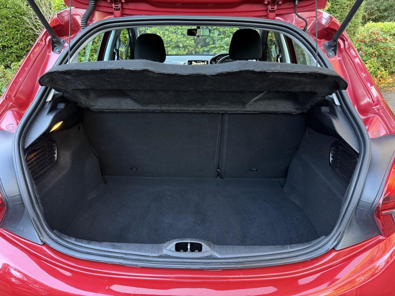 Used Peugeot 208 2016 for sale - 76751793: Photo 7