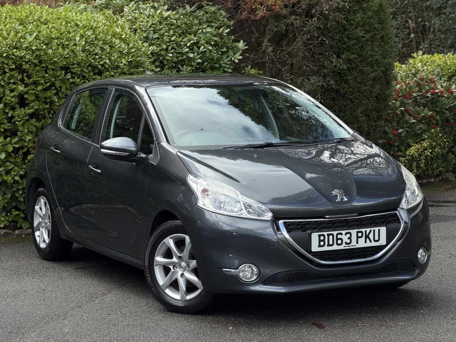 Used Peugeot 208 2014 for sale - 77851399: Photo 4