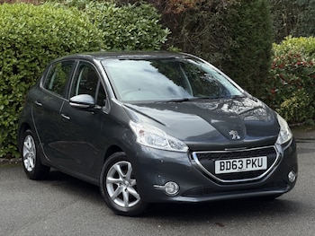 Used Peugeot 208 2014 for sale - 77851399: Photo