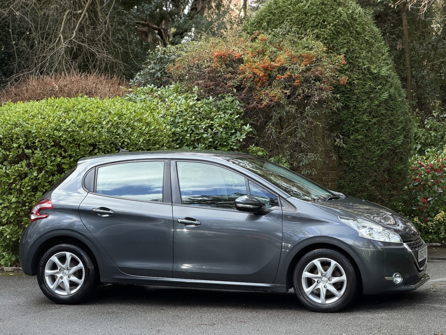 Used Peugeot 208 2014 for sale - 77851399: Photo 5