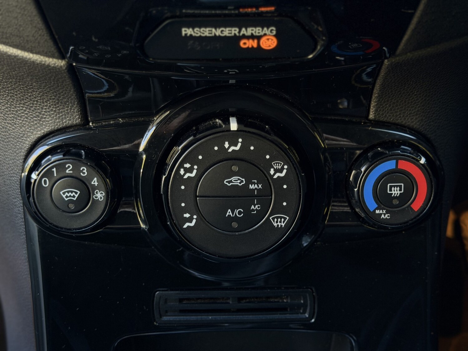 Used Ford Fiesta 2013 for sale - 76299124: Photo 22