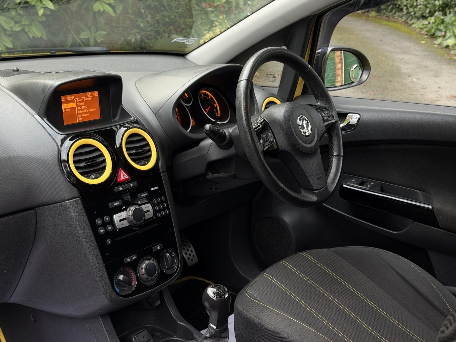 Used Vauxhall Corsa 2013 for sale - 77616381: Photo 11