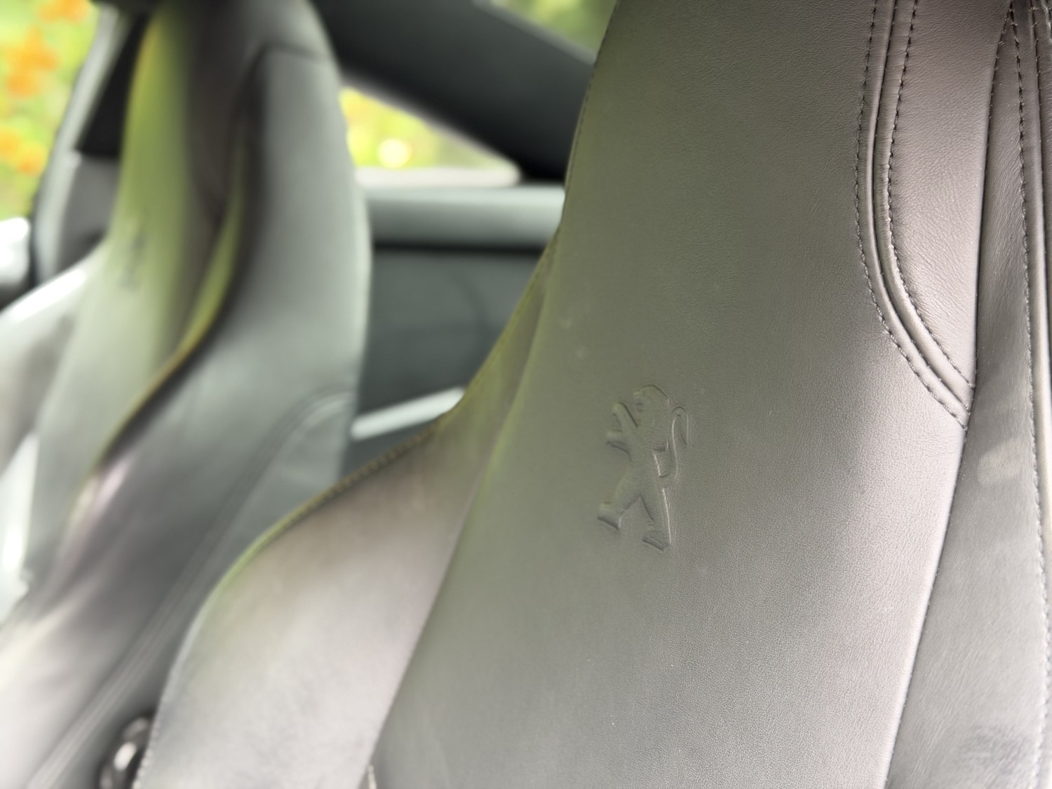 Used Peugeot RCZ 2012 for sale - 76412261: Photo 18