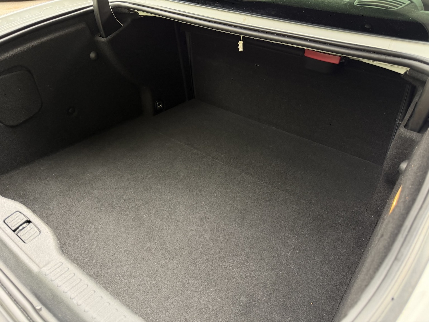 Used Peugeot RCZ 2012 for sale - 76412261: Photo 25