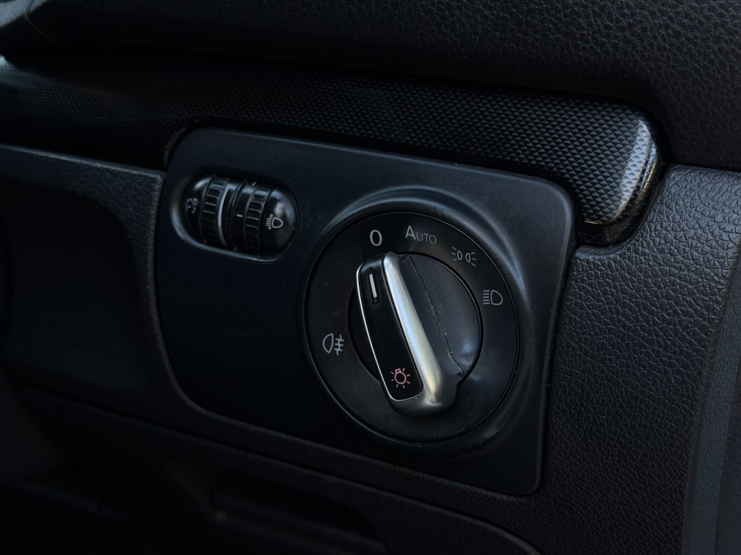 Used Volkswagen Golf 2010 for sale - 77891622: Photo 16