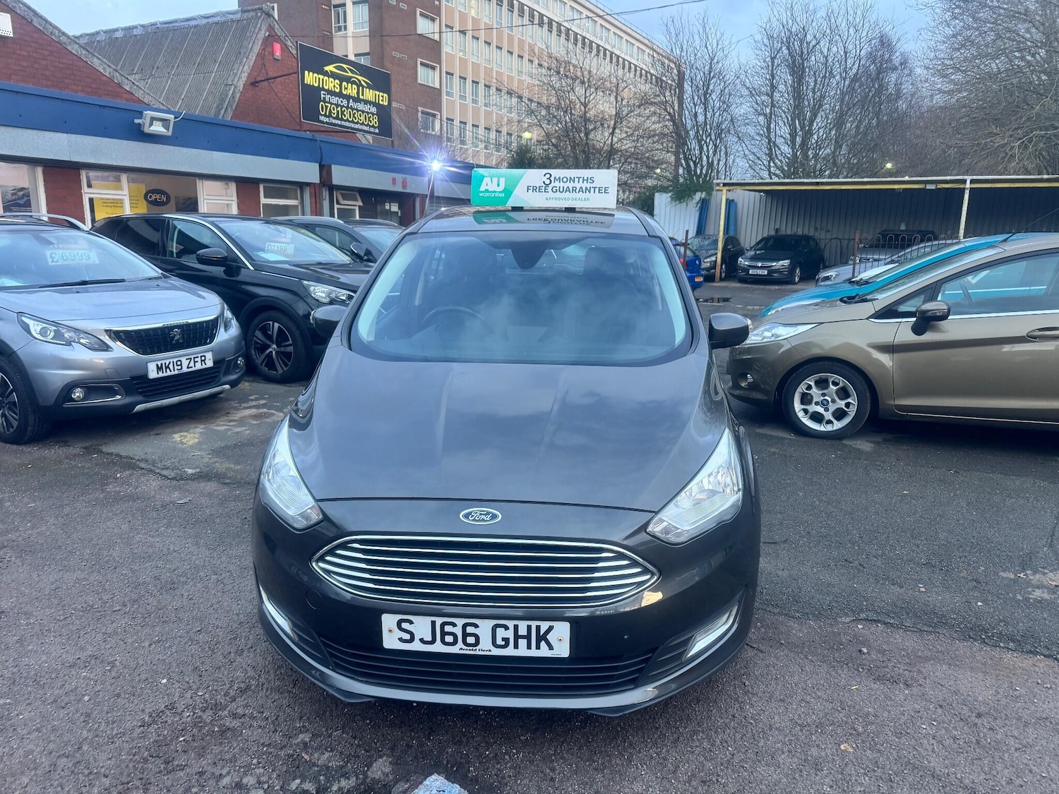 Used Ford Grand C-Max 2016 for sale - 76899074: Photo 2