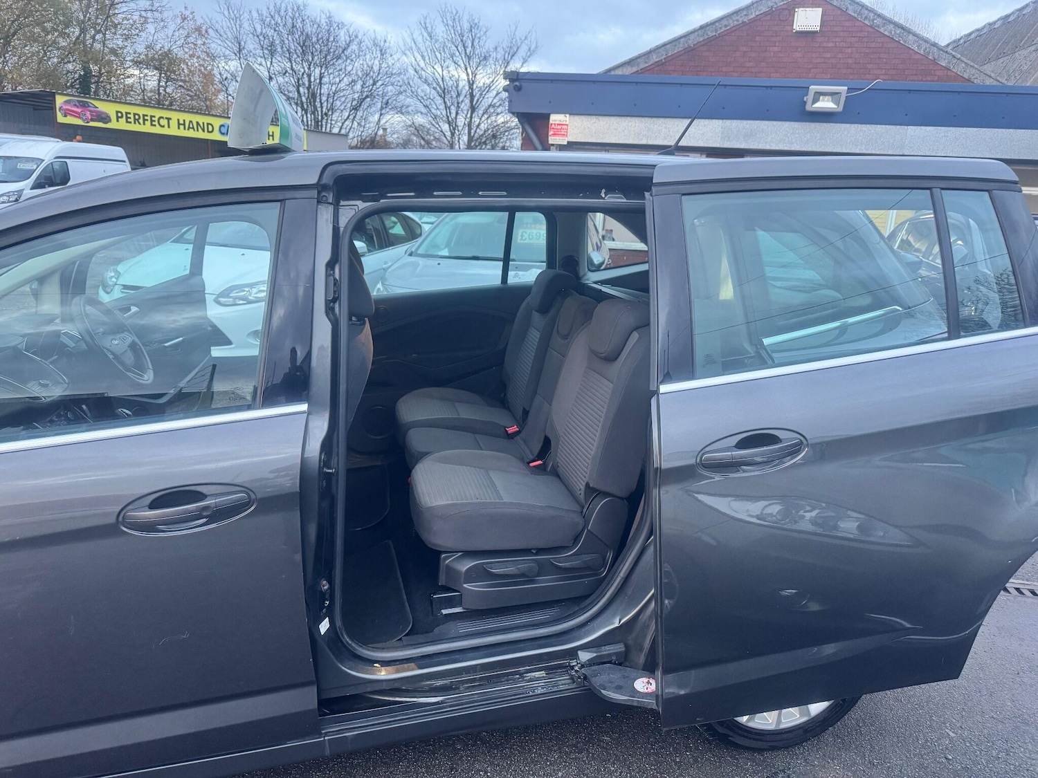 Used Ford Grand C-Max 2016 for sale - 76899074: Photo 25