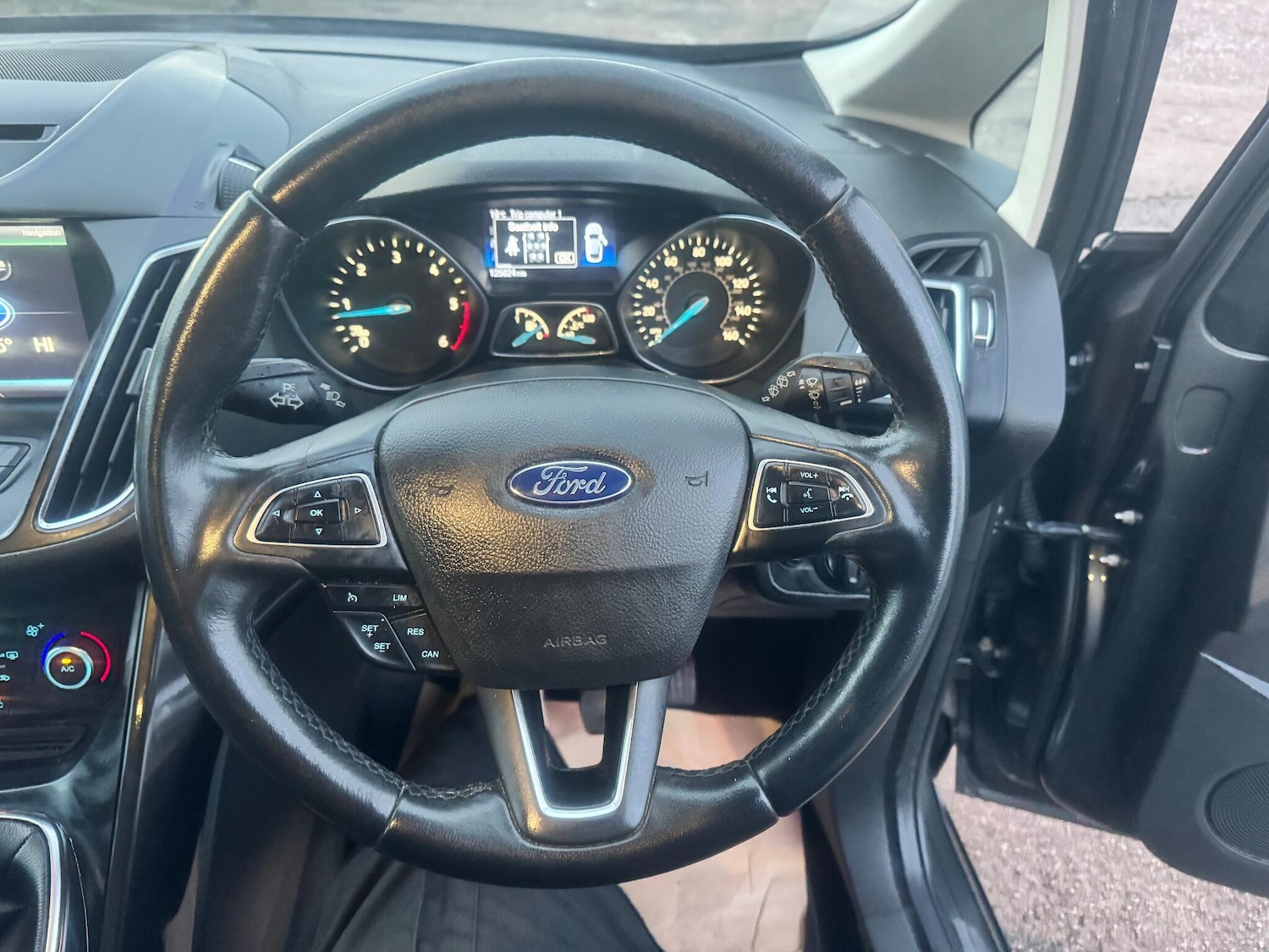 Used Ford Grand C-Max 2016 for sale - 76899074: Photo 35