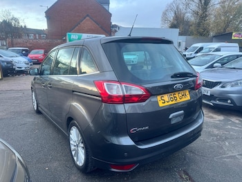 Used Ford Grand C-Max 2016 for sale - 76899074: Photo