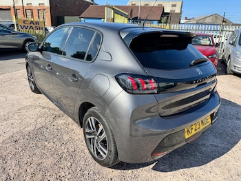 Used Peugeot 208 2023 for sale - 79212723: Photo