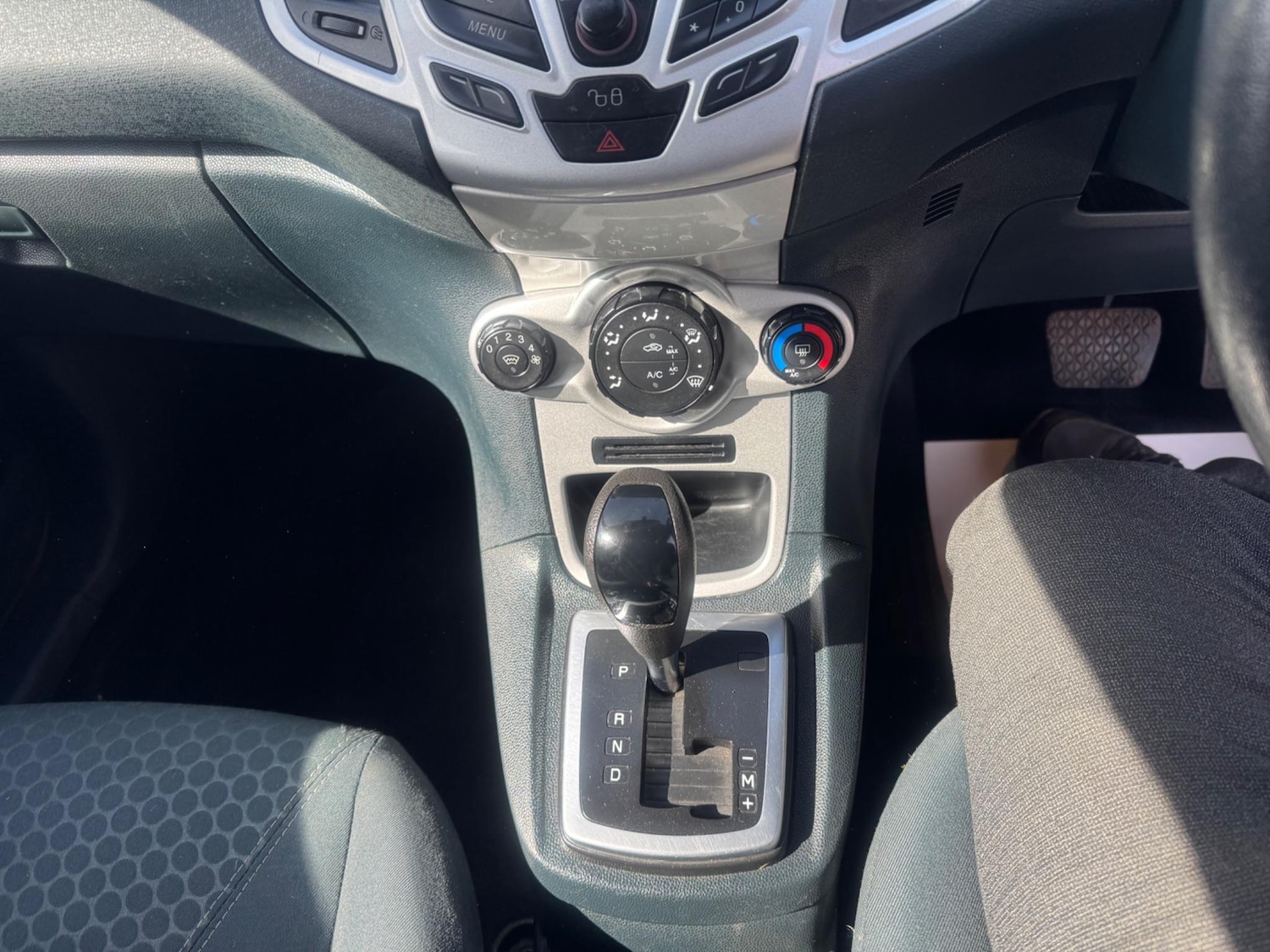 Vehicle 28