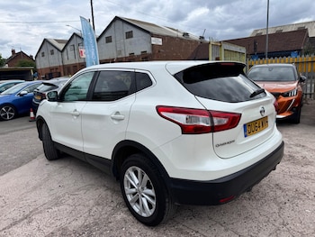 Used Nissan Qashqai 2014 for sale - 79348408: Photo