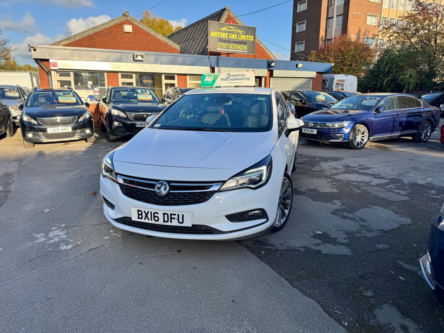 Used Vauxhall Astra 2016 for sale - 76398942: Photo 2