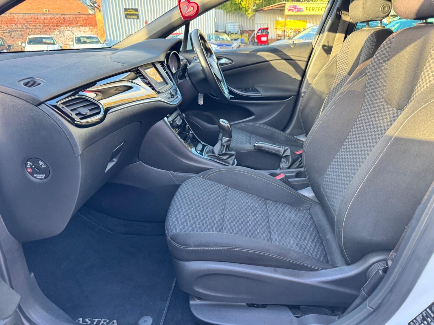 Used Vauxhall Astra 2016 for sale - 76398942: Photo 43