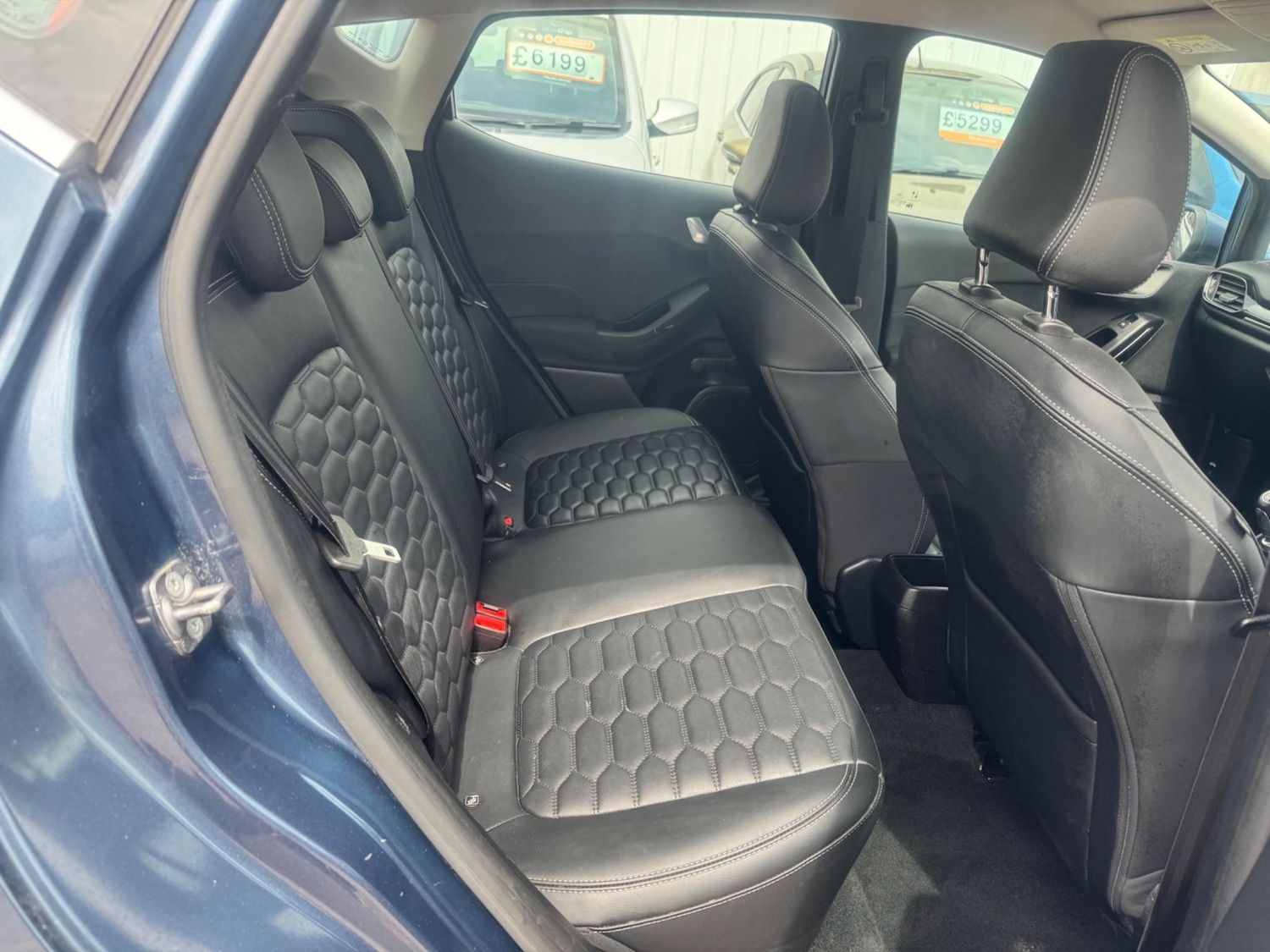 Used Ford Fiesta 2018 for sale - 76370512: Photo 12
